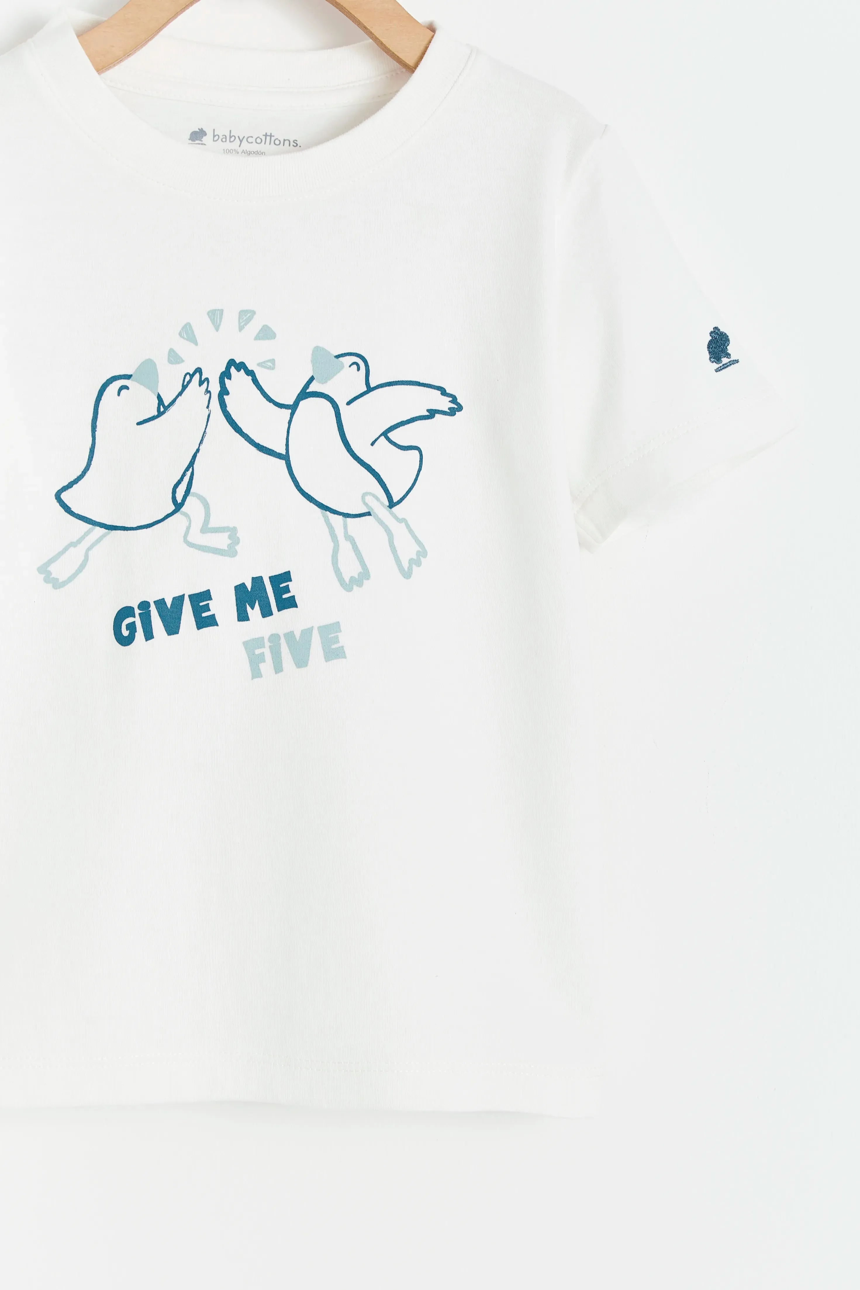 Playera Maui Penguin Panda
